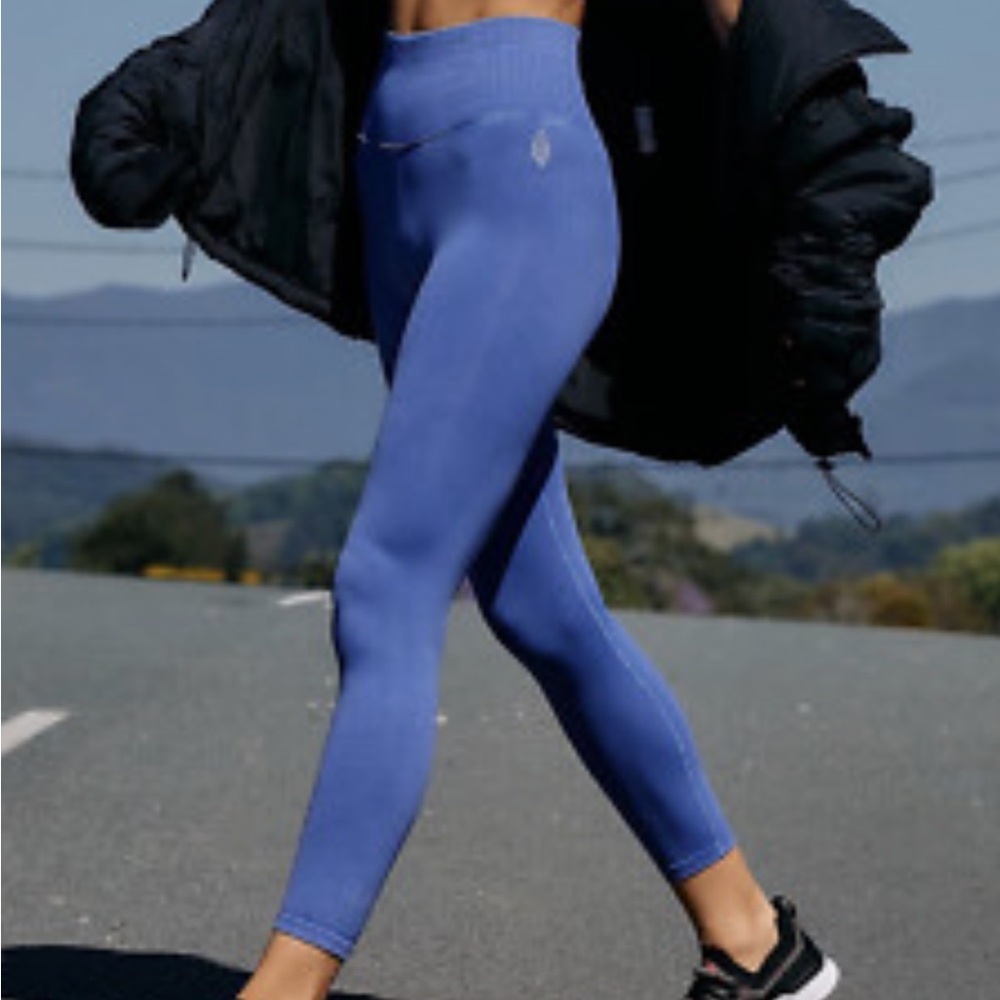Free People HR 7/8 Length Good Karma Leggings
